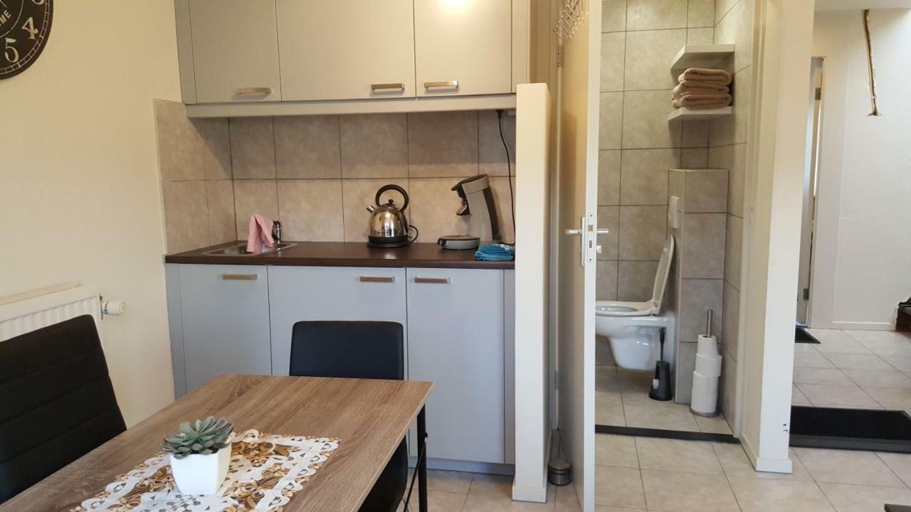 Apartment + Studios Insulinde Тилбург Экстерьер фото